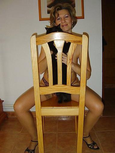 25P Azzurra Milf Slut