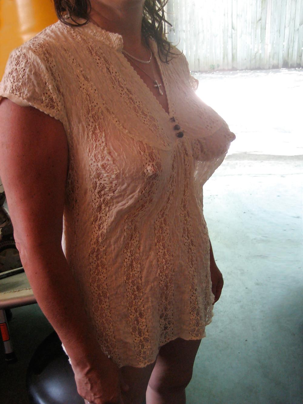 25P Big and Hard Nipples  Pictures!