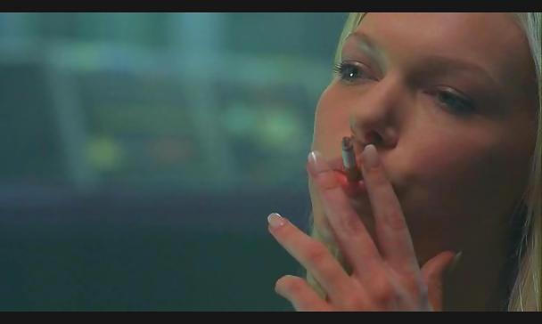 25P Laura Prepon Sucking on Cigarettes