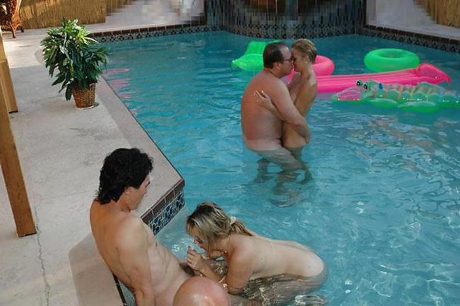 17P Suruba na Piscina