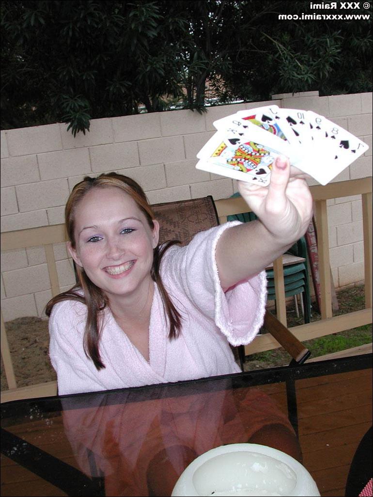 20P Pics of XXX Raimi and friends playing strip poker