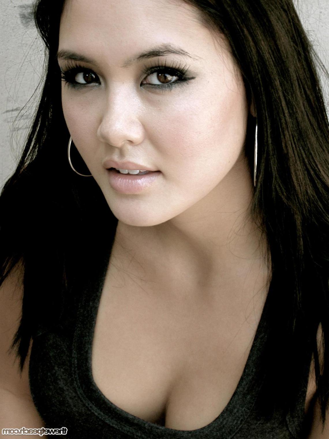 16P Pictures of Layla KO showing you how hot she is