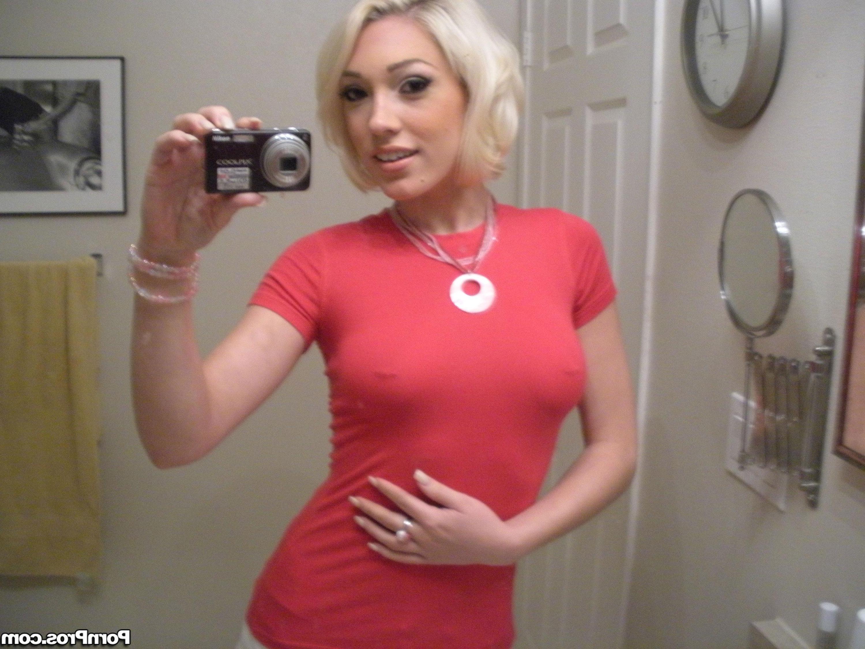 16P Pictures of Lily Luvs getting fucked by her ex-boyfriend