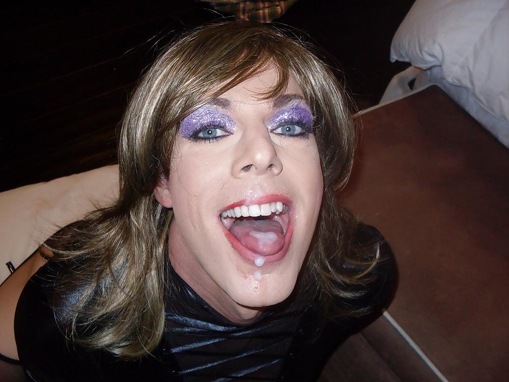 25P CD with his mouth full of cum