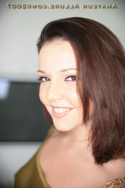 16P Perky teen babe Lois swallows cock and licks balls