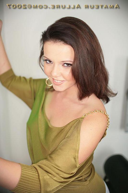 16P Perky teen babe Lois swallows cock and licks balls