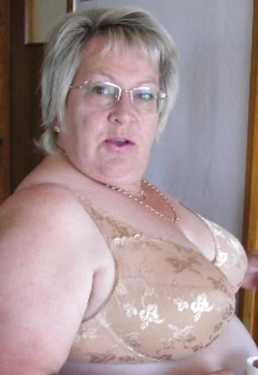 23P Mature BBW ladies 20