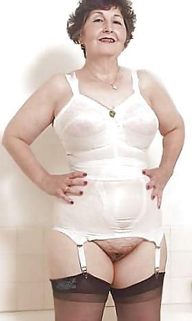 25P Mature BBW-ladies 26