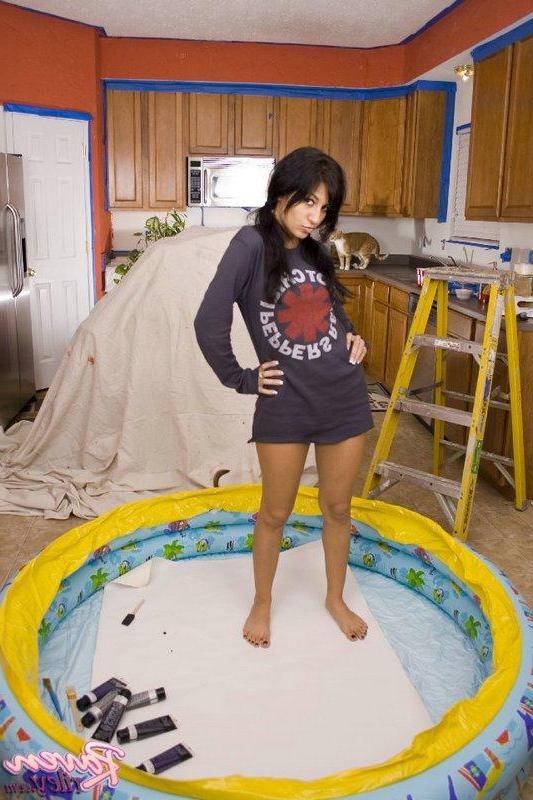 20P Pictures of Raven Riley showing you how wet her pussy is