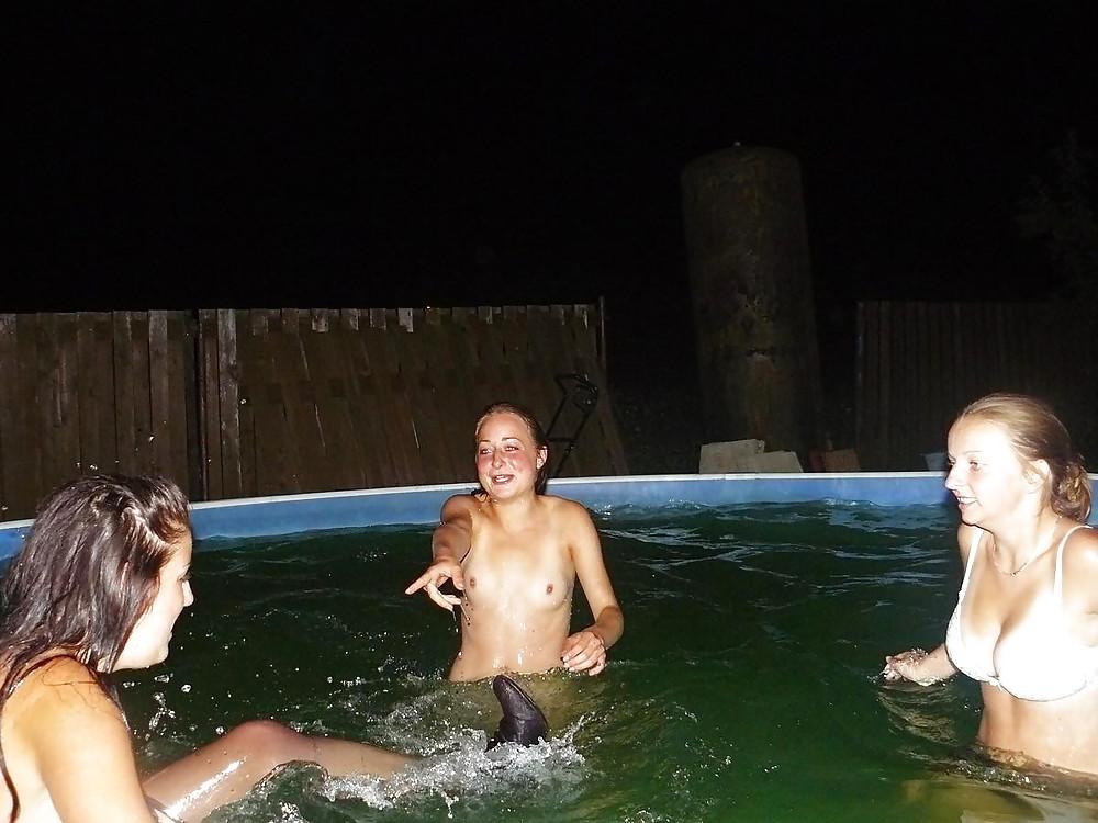 16P Swimming Teens From,SmutDates