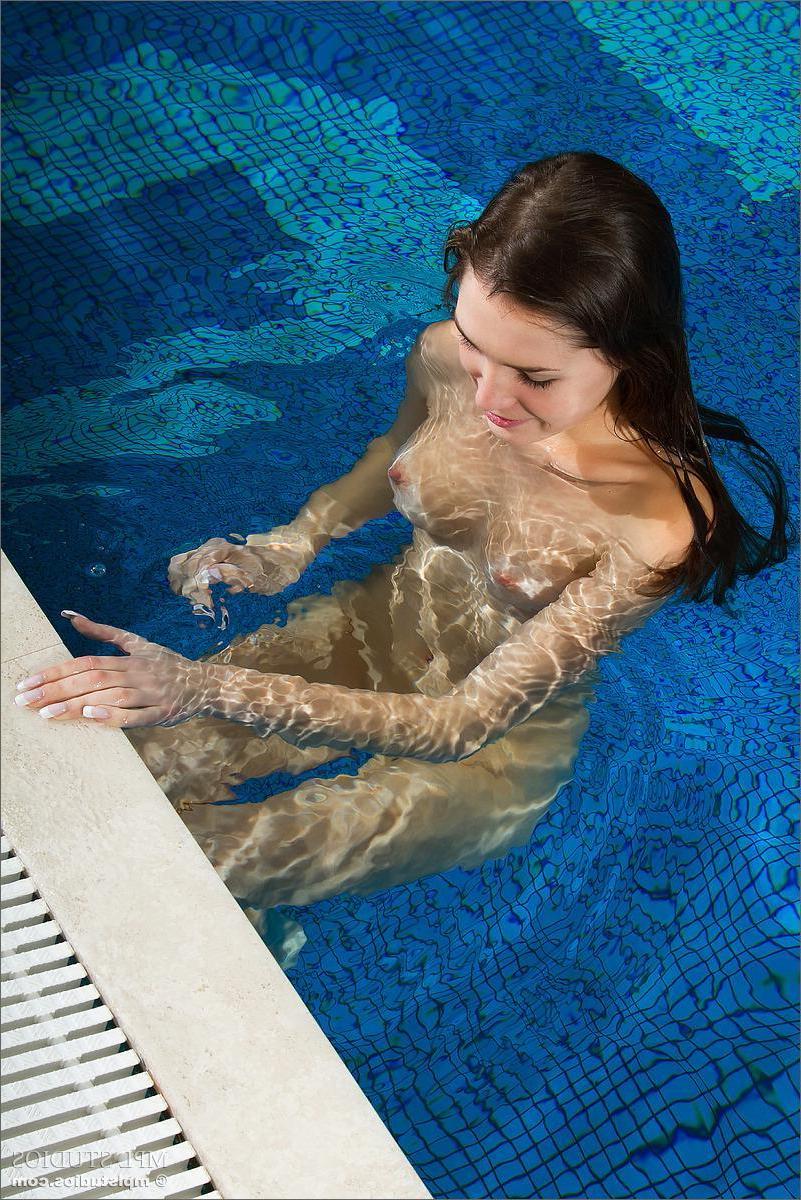 12P MPL Studios Presents Yulianna in "Day Spa 2"