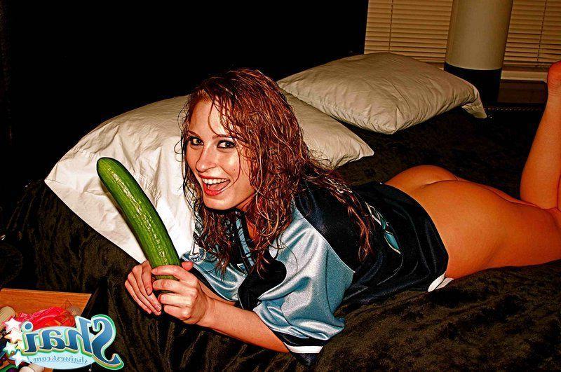 20P Pictures of Shai West fucking a giant cucumber