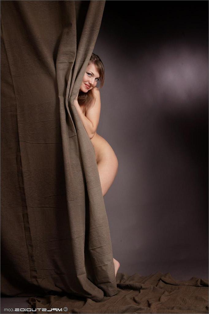 12P MPL Studios Presents Svetlana in "Vintage"
