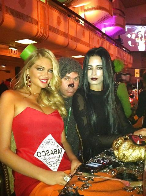 7P Kate Upton dressed as Tobasco Sauce bottle for Halloween