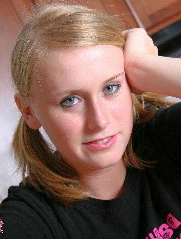 20P Pictures of teen model Tiffany Mars showing off her big tits and wet pussy