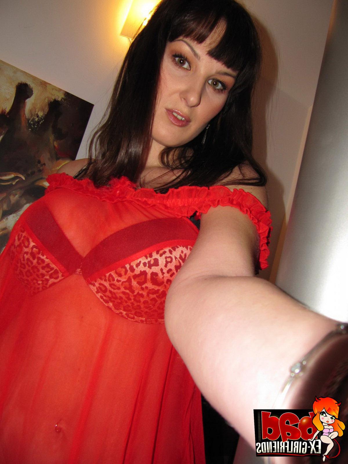 16P Filthy whore gets exposed on badexgirlfriends after she cheats on her boyfriend