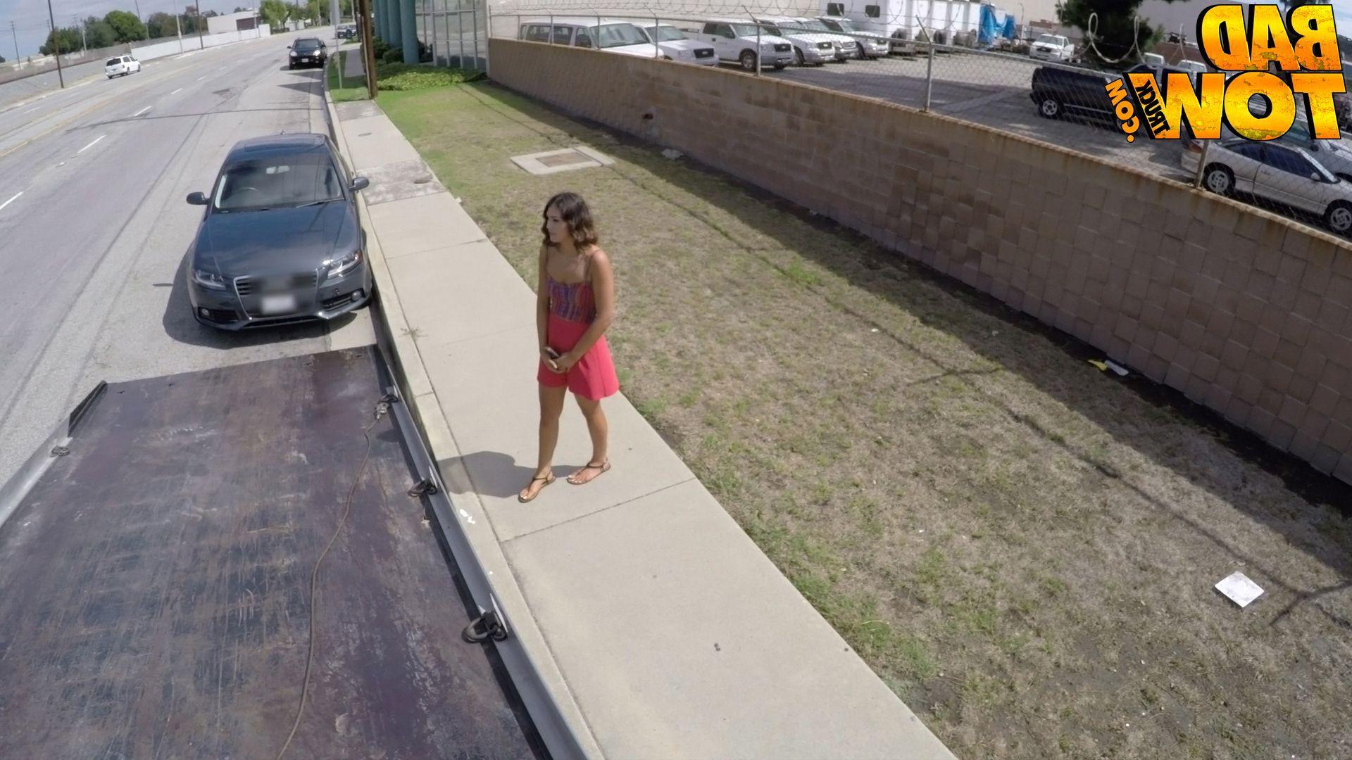 20P Brunette amateur Kylie is stranded at the side of the road and fucks the tow truck driver