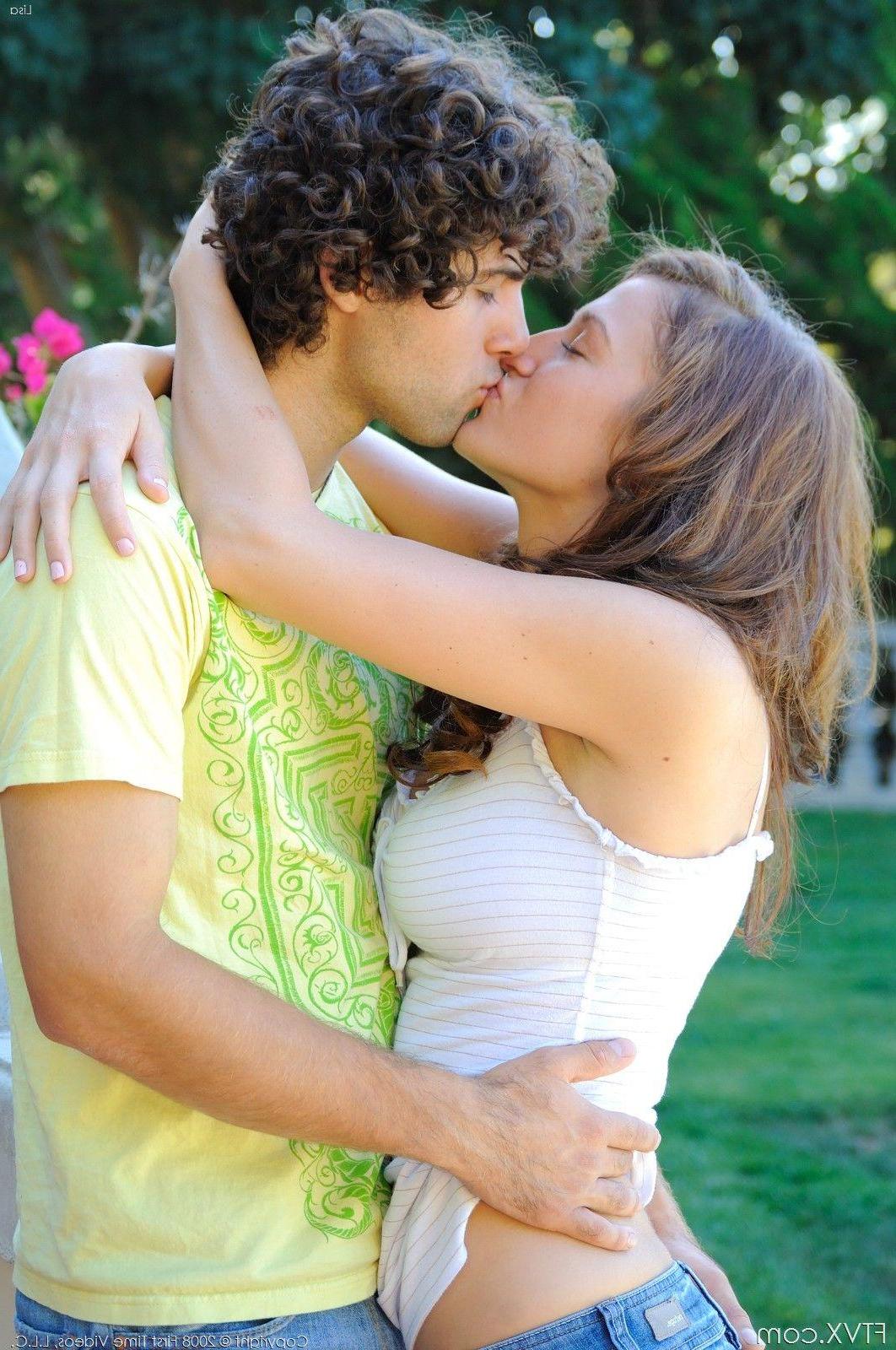16P Pictures of teen girl Gabby getting groped by her boyfriend