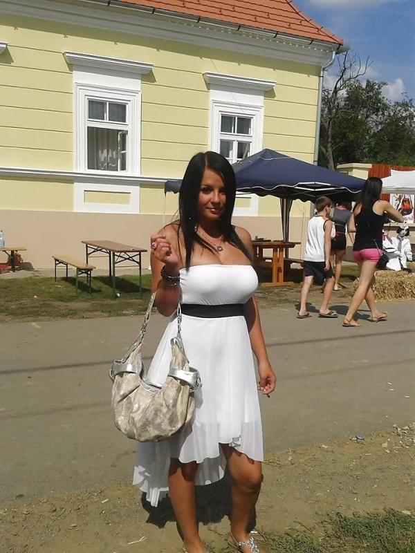 14P Busty college hottie displays teases with her big jugs
