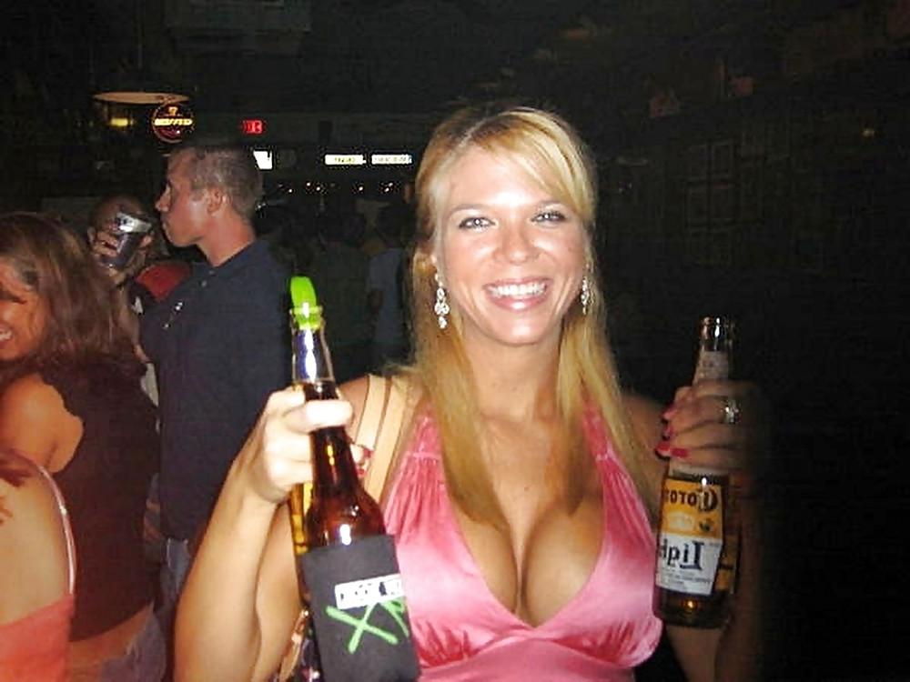 25P More Melons From SmutDates.com