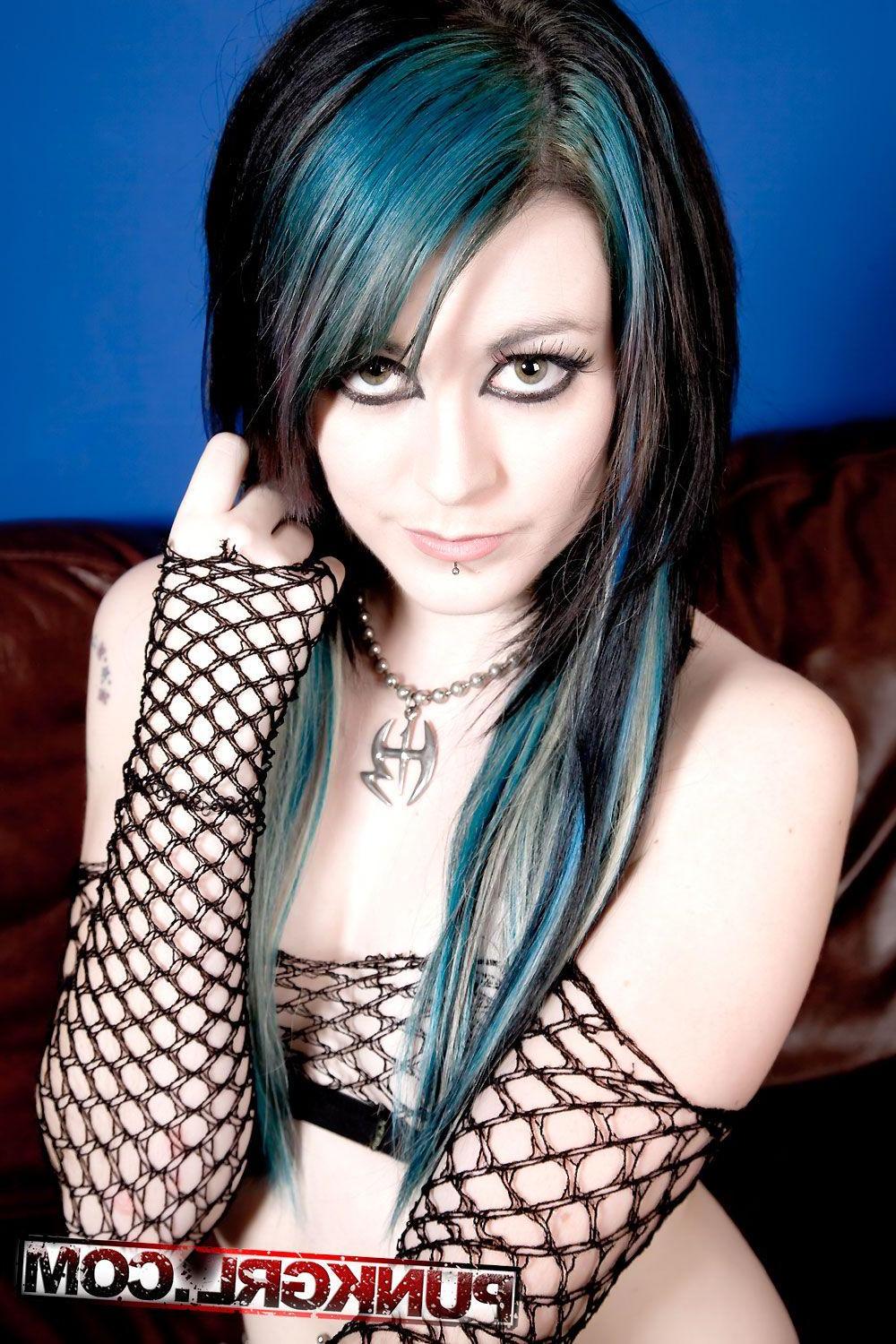 15P Pictures of Miss Kitty showing how fuckable she is