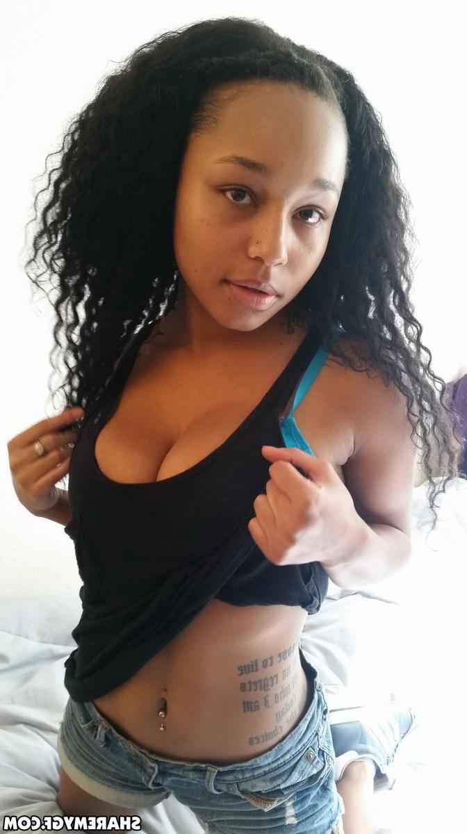 12P Busty black girlfriend takes pictures of her big natural tits