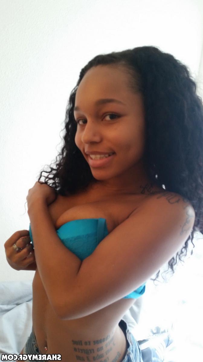 12P Busty black girlfriend takes pictures of her big natural tits