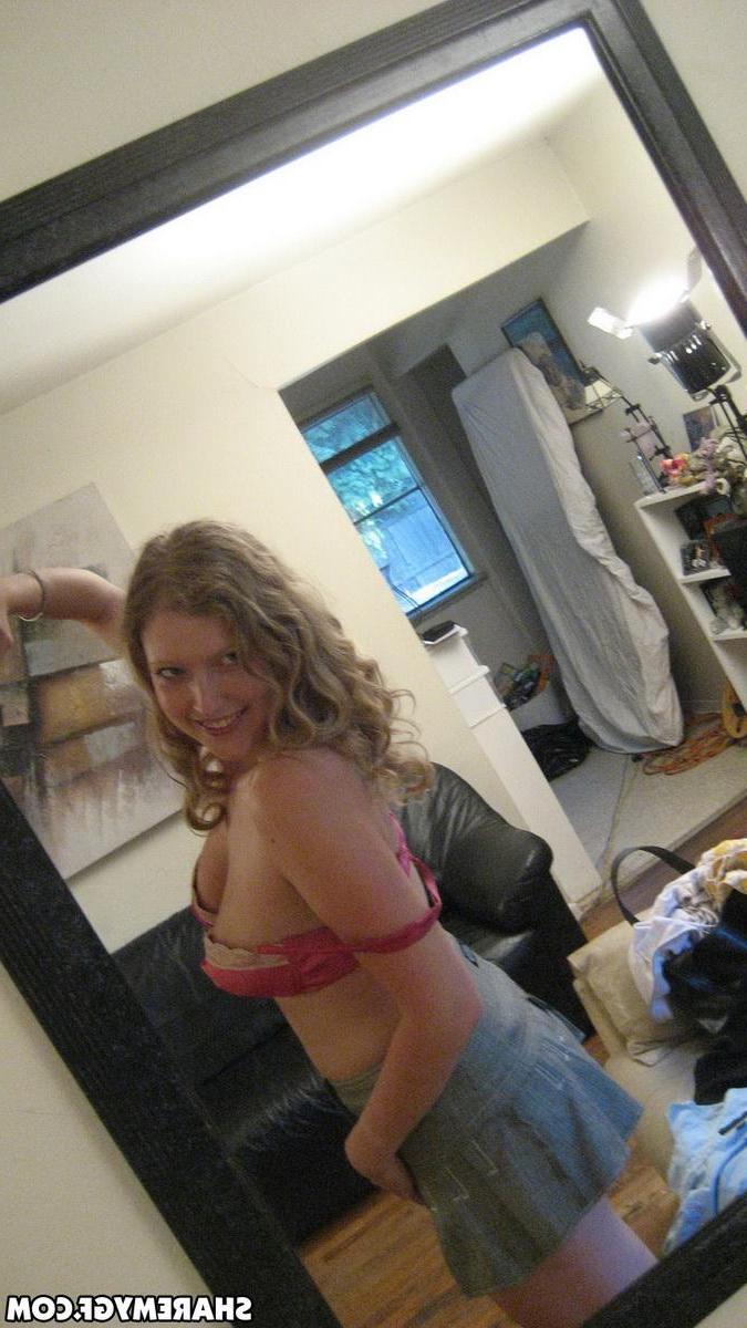 12P Busty blonde girlfriend takes selfies in the mirror of her big natural tits