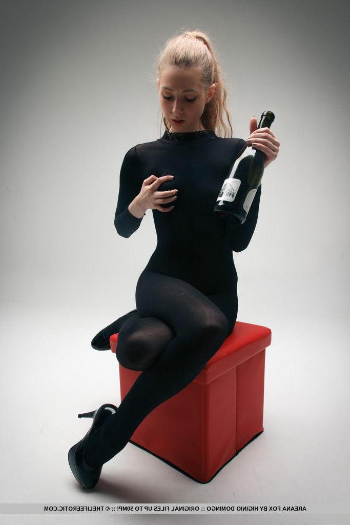 16P Hot teen Areana Fox gets naughty with a bottle of champagne