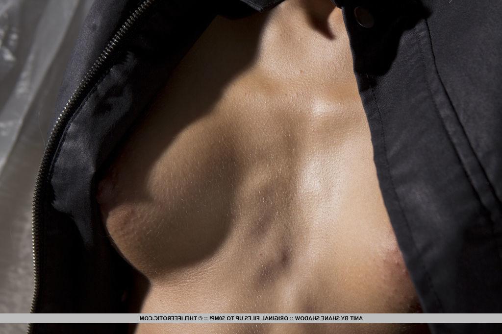 16P Blonde pinup Anit plays with her hot body
