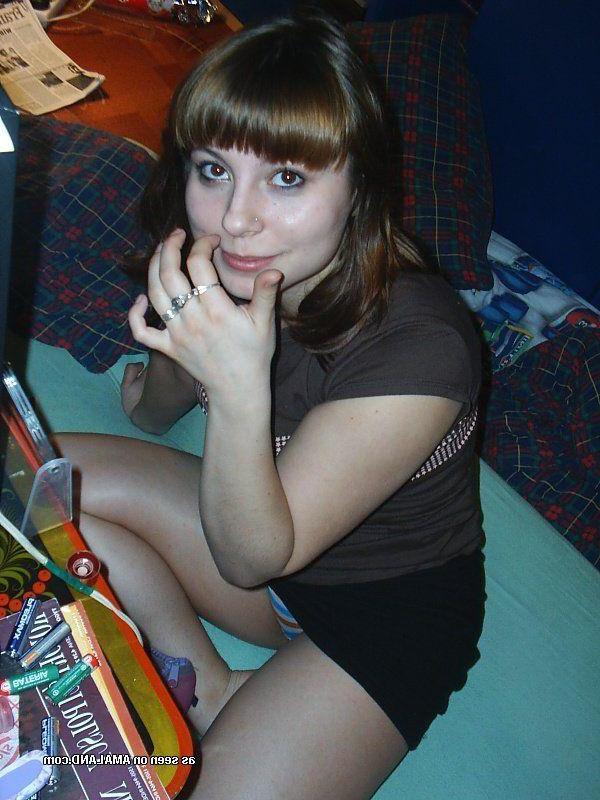 15P Pictures of a hot girlfriend in nude pics for her boyfriend