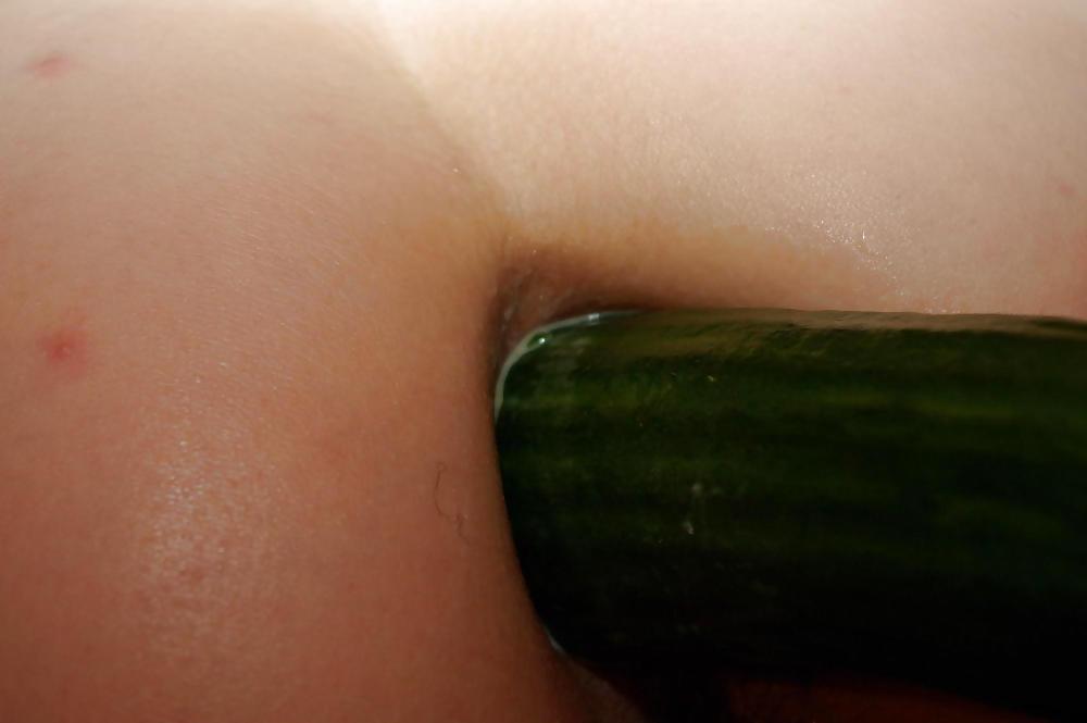 25P CUCUMBER LOVE
