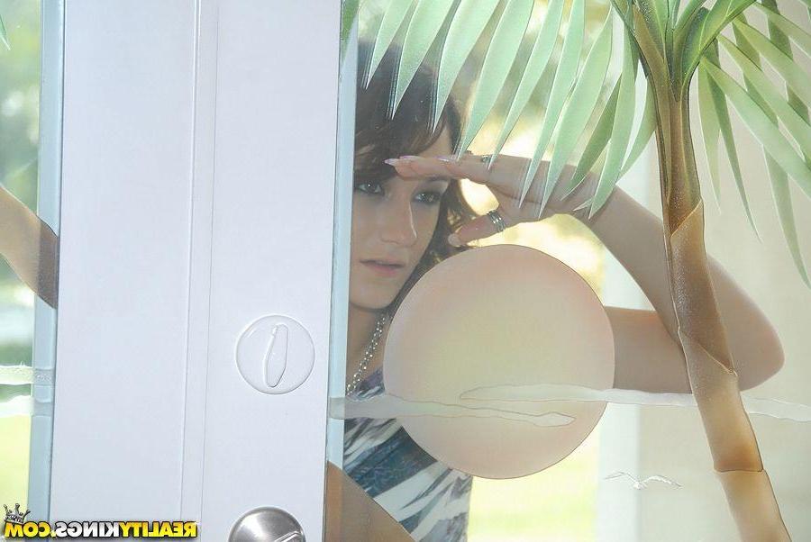20P Pictures of teen girl Michelli getting her face covered in jizz