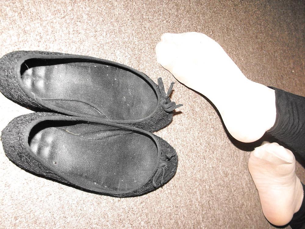 9P Very worn tan tights