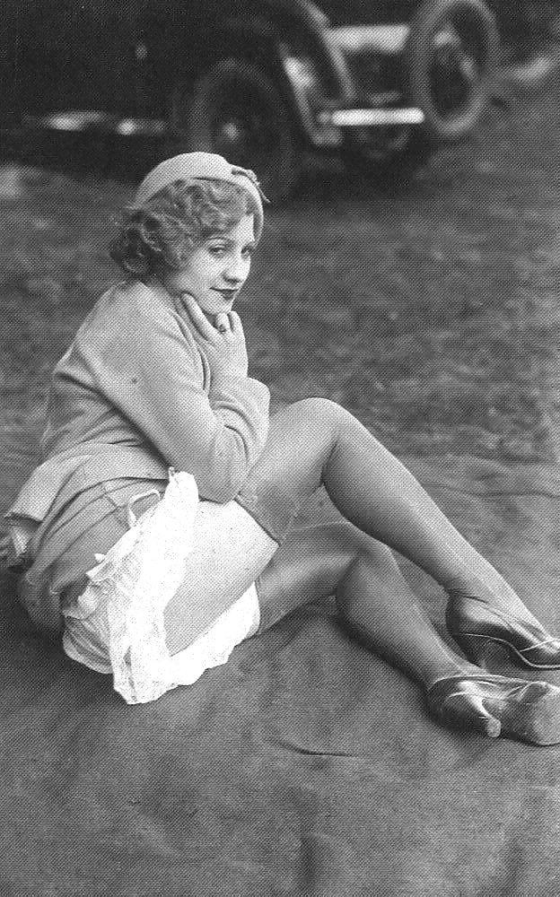 25P 30's Vintage Stockings