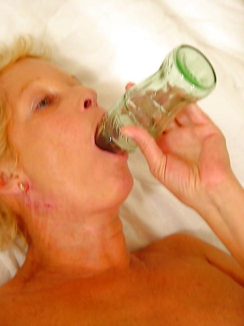 25P Shaved Granny with Bottle