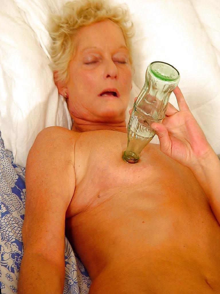 25P Shaved Granny with Bottle