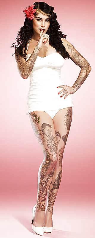 25P Sexy tattoo girl