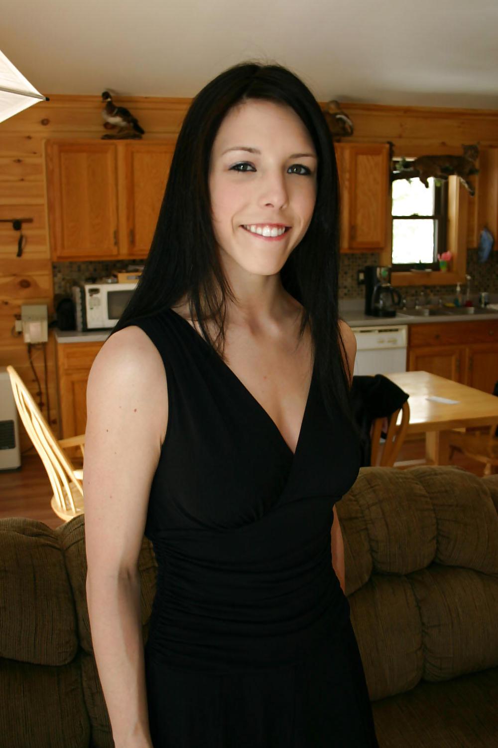 25P LAURA - SEXY AND SO BEAUTIFUL III