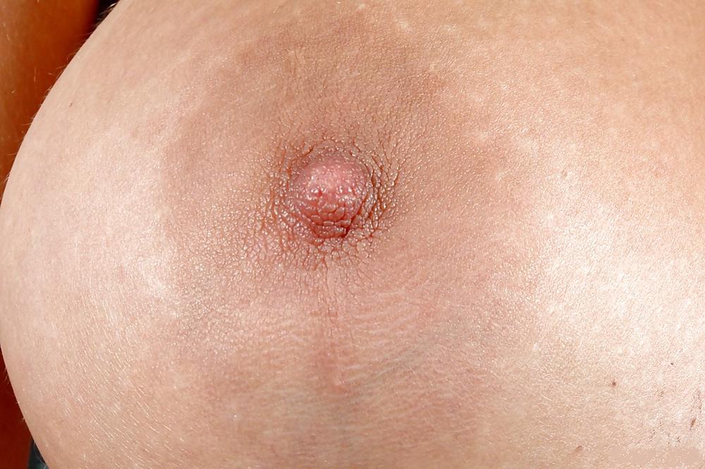 25P NIPPLES 2 (Eye of god)