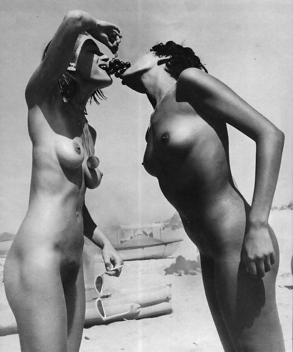 20P Vintage nudist 2.