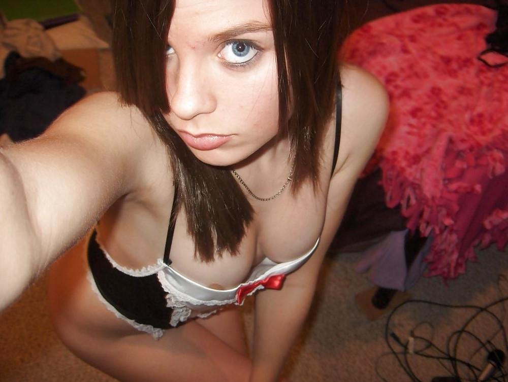 25P Mix Of Sexy Teens & EXGF's