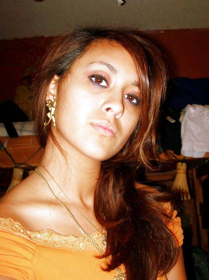 25P EXOTIC GIRLFRIEND