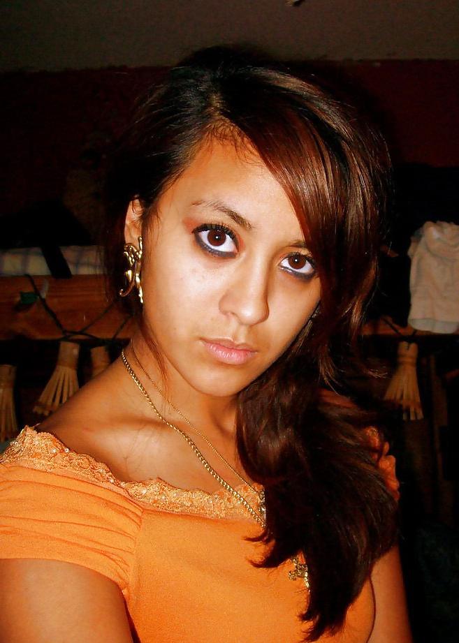 25P EXOTIC GIRLFRIEND