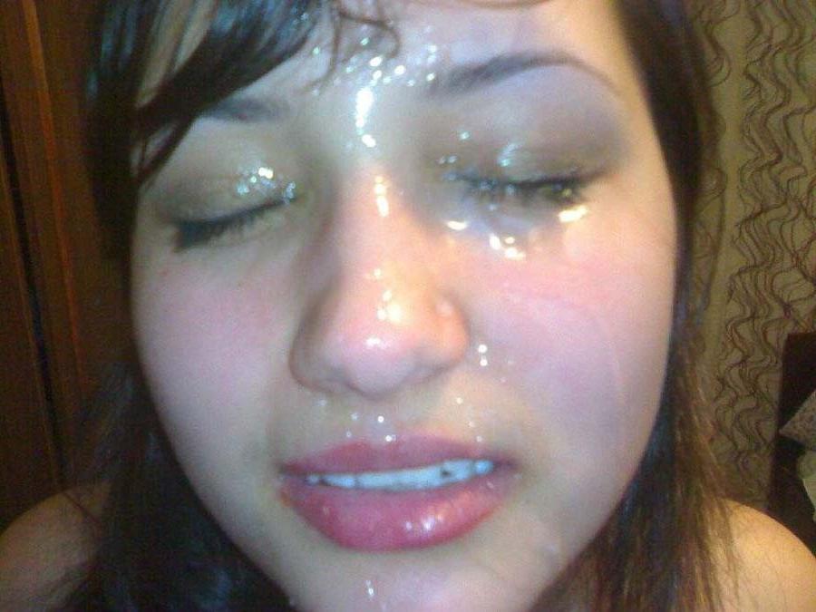 10P Hot girlfriends covered in cum