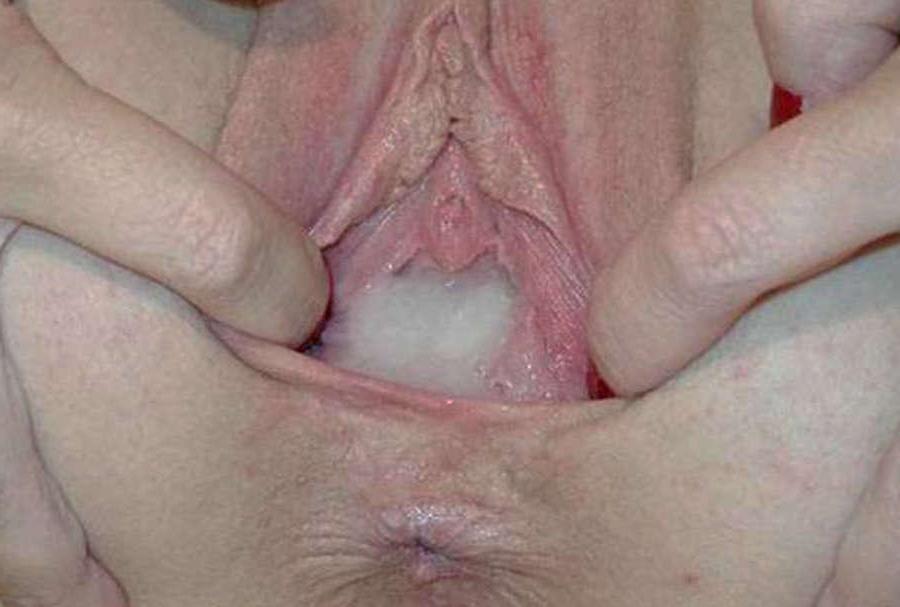 10P Hot girlfriends covered in cum