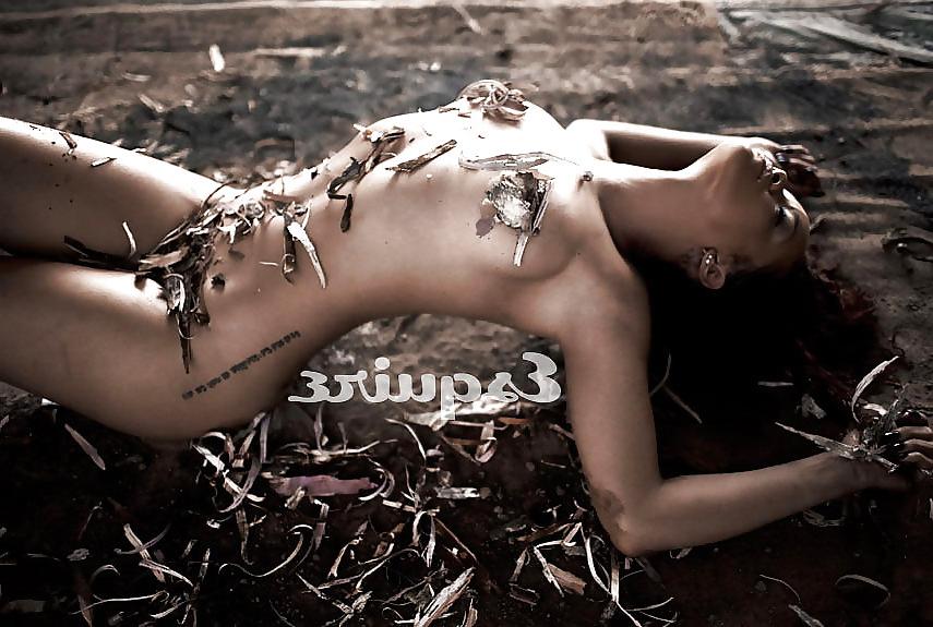 25P Rihanna