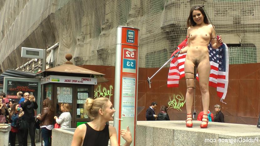 15P Juliette March is an embarrassment to the USA. This slutty loser tourist with he
