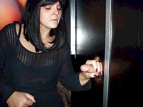 25P Gloryholes & Sucking Cock 