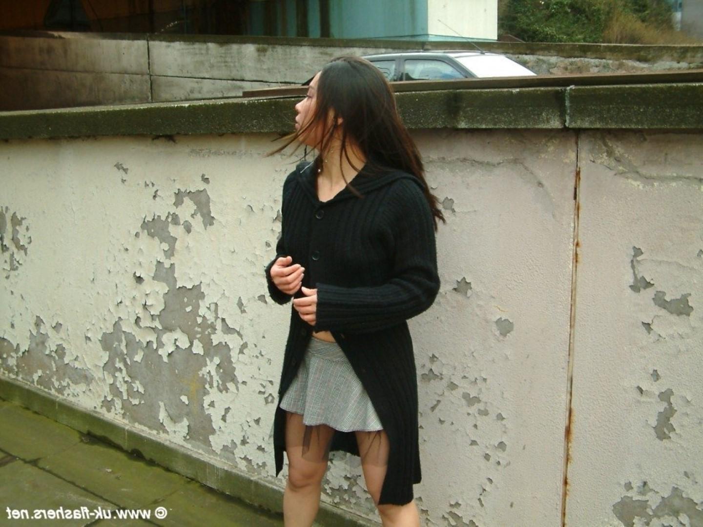 16P Its a city day out for lovely Asian exhibitionist Koko Lee